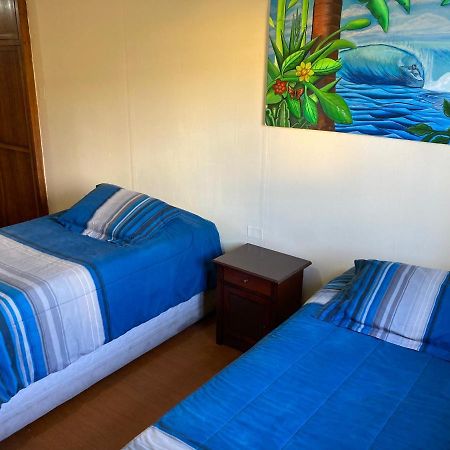 إكيكي Hostel El Bajo المظهر الخارجي الصورة