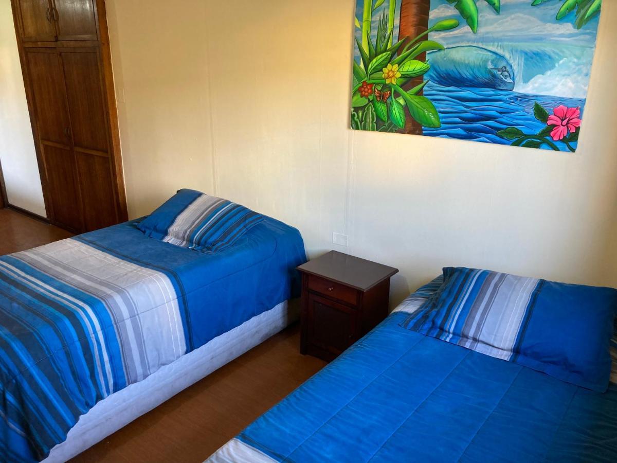 إكيكي Hostel El Bajo المظهر الخارجي الصورة