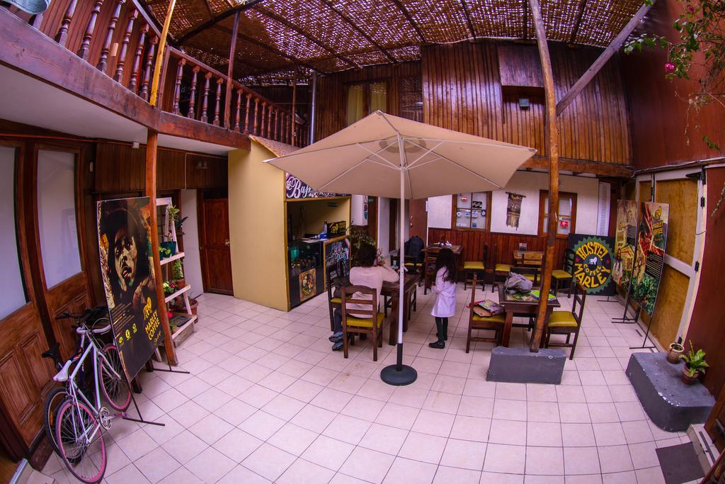 إكيكي Hostel El Bajo الغرفة الصورة
