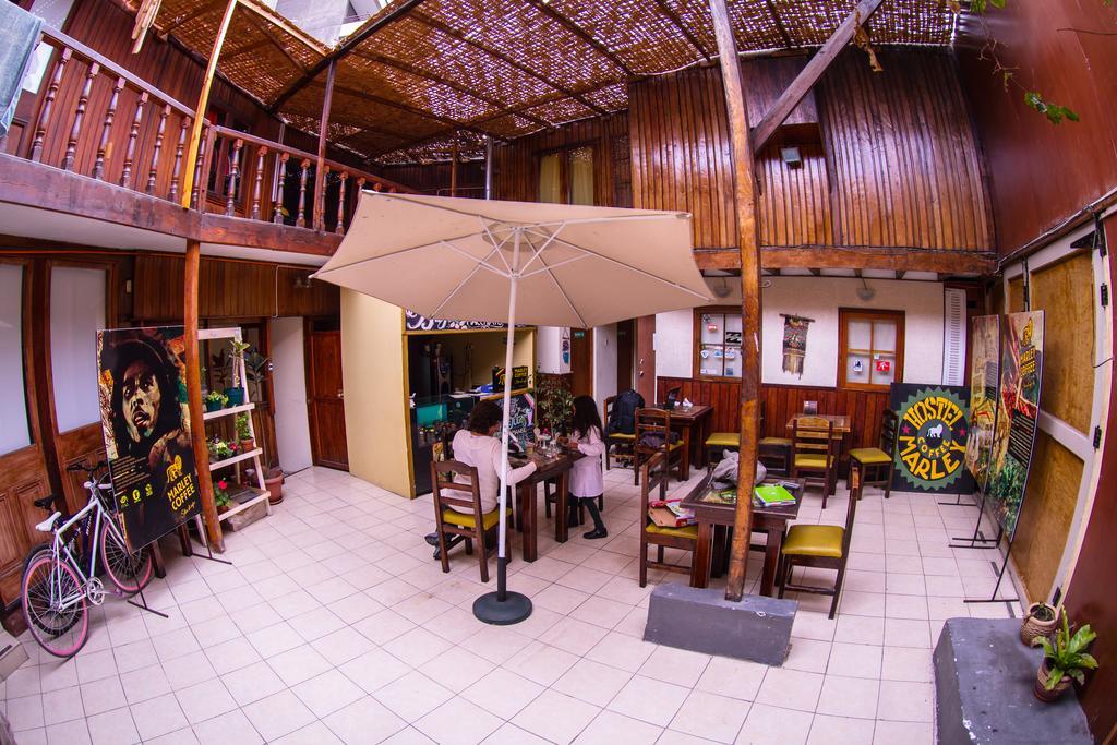 إكيكي Hostel El Bajo الغرفة الصورة