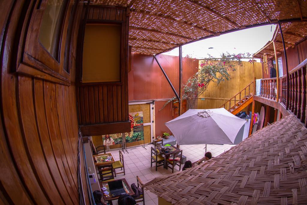 إكيكي Hostel El Bajo الغرفة الصورة